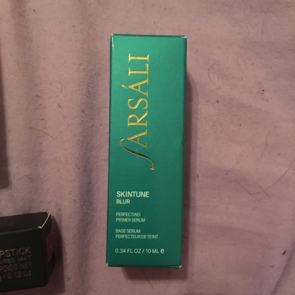 NIB farsali skin tune blur serum